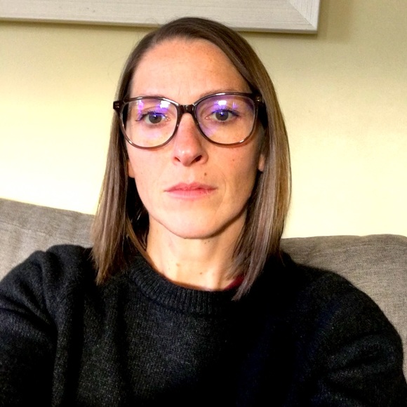 Meet your Posher, Eden - Picture 1 of 1